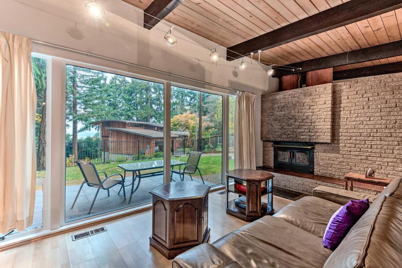 Updated 1970S Island Bungalow, 8 Miles To Seattle! Villa Mercer Island Eksteriør bilde