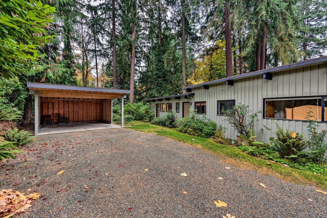 Updated 1970S Island Bungalow, 8 Miles To Seattle! Villa Mercer Island Eksteriør bilde