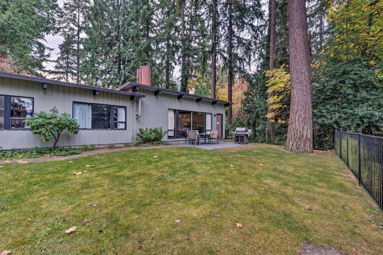 Updated 1970S Island Bungalow, 8 Miles To Seattle! Villa Mercer Island Eksteriør bilde